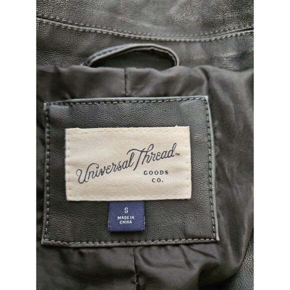 Women's Universal Thread Classic Moto Faux Leather Jacket Black Size S - Picture 3 of 13